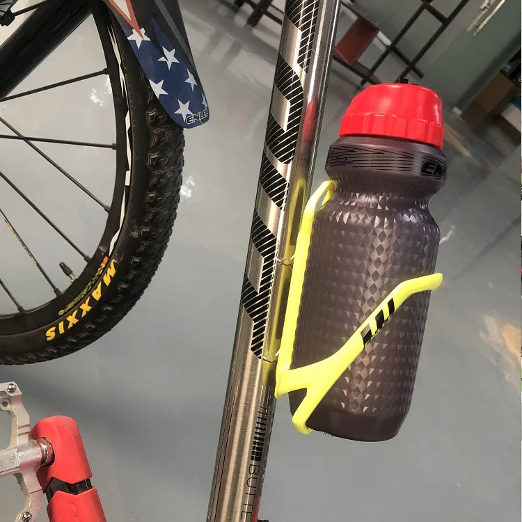 HydroGrip – MTB Bottle Cage Mount